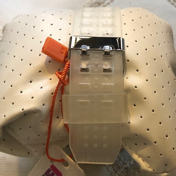 TWO New Watch {PLUS Free Pair SUNGLASSES - Picture 11 of 14